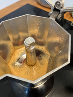 Bald erhältlich: Espressokocher Brikka Induktion 4 Tassen